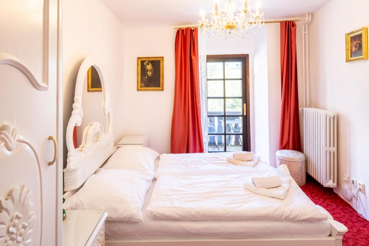 Hotel Leylaria à Český Krumlov Extérieur photo