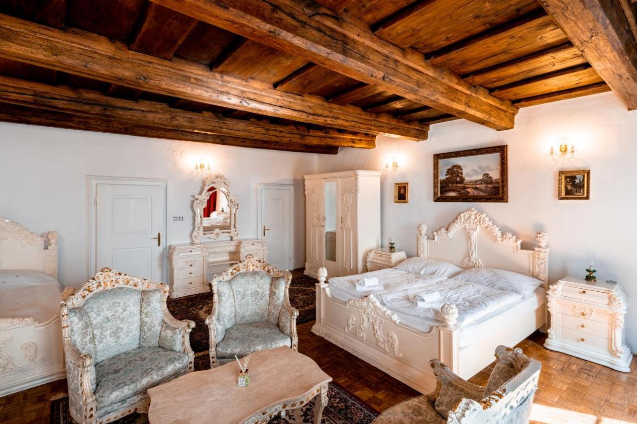 Hotel Leylaria à Český Krumlov Extérieur photo