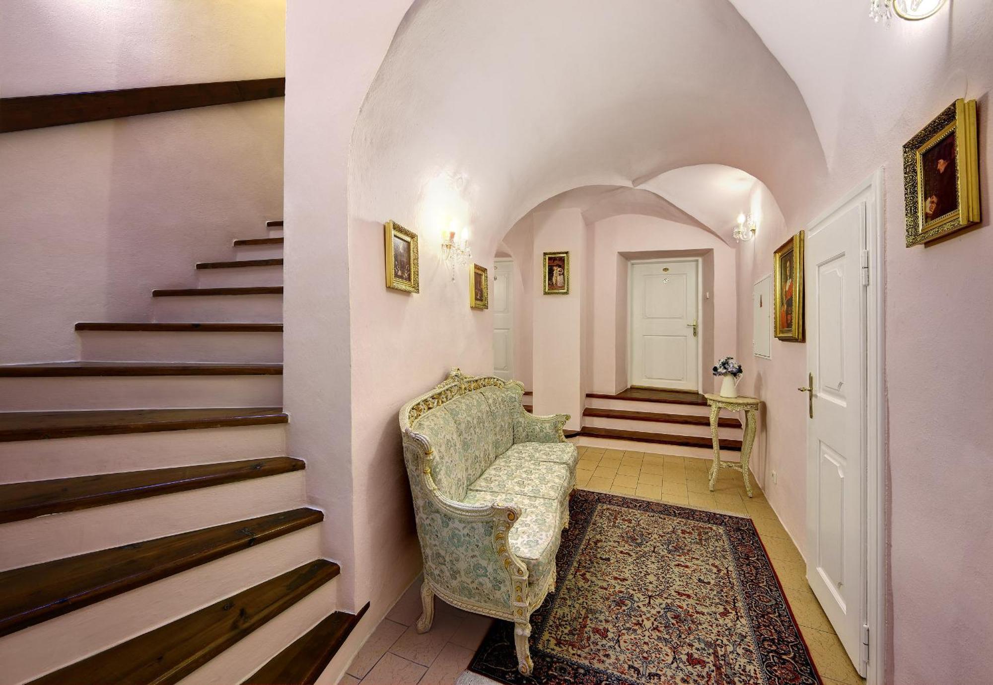 Hotel Leylaria à Český Krumlov Extérieur photo